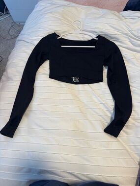 Black Long Sleeve Square Neck Crop Top